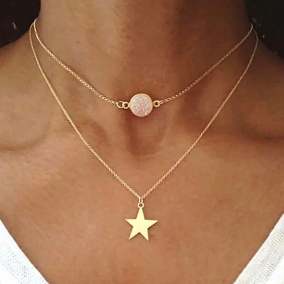 Rose Quartz Gold Star Dainty Layered Necklace - Picture 4 of 4